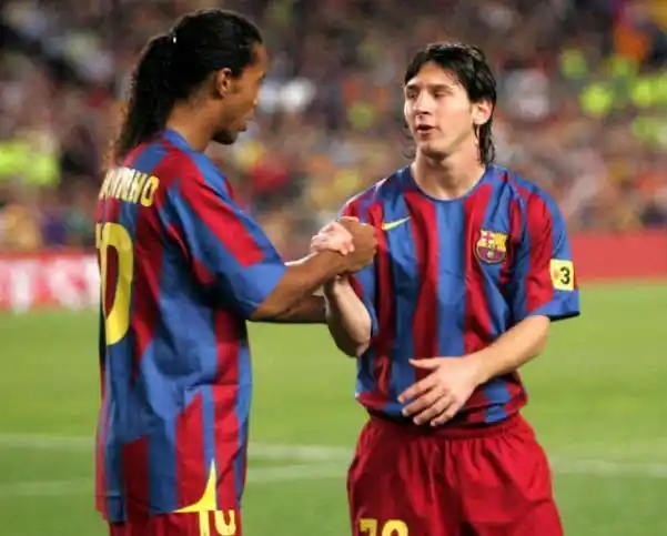 攻球隊隊友 攻球隊隊友