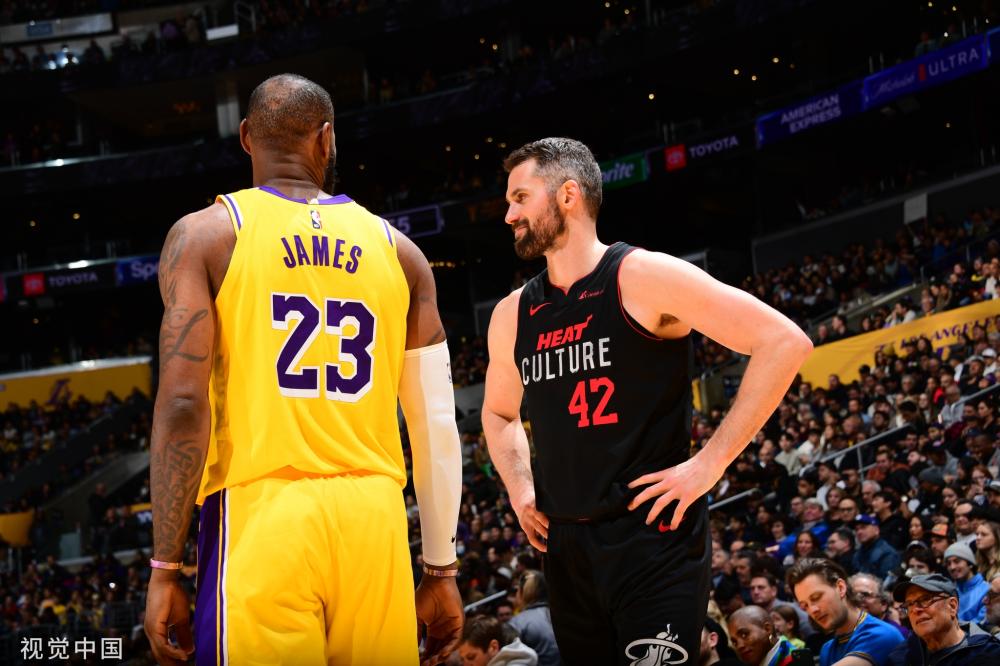 以及球迷和 以及球迷和