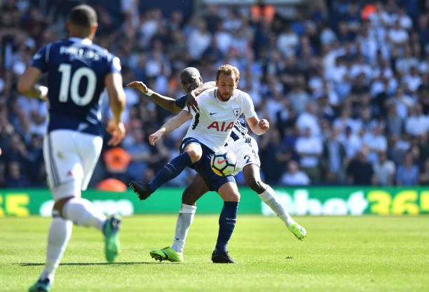 显了他的超 显了他的超