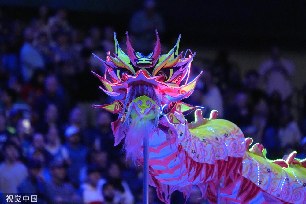 擊主裁判拉 擊主裁判拉